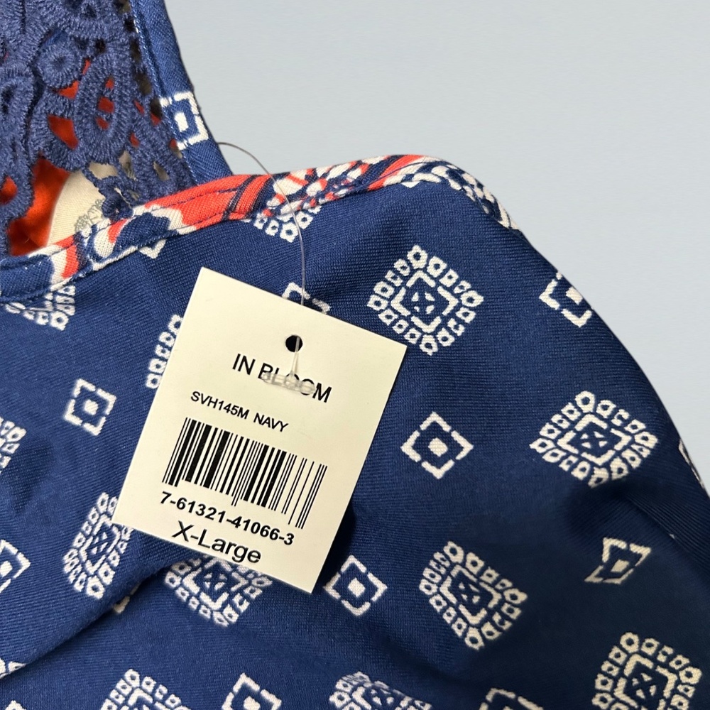 NWT. In Bloom Women’s Razorback Tunic - Picture 4 of 4